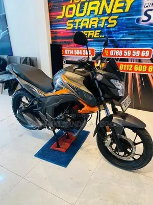 Honda Hornet 2018
