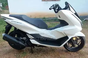 Honda PCX160 2025