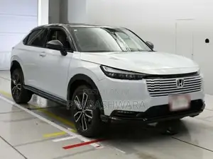 Honda Vezel Z PLAY MOON ROOF 2026