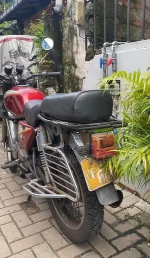 Bajaj Boxer 2002