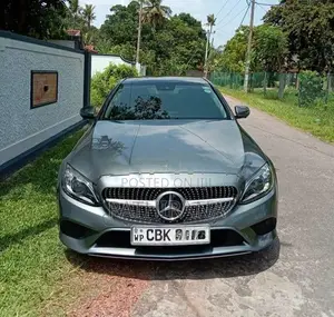 Mercedes Benz C200 Premium 2018