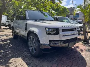 Land Rover Defender 110 HSE P300e 2026