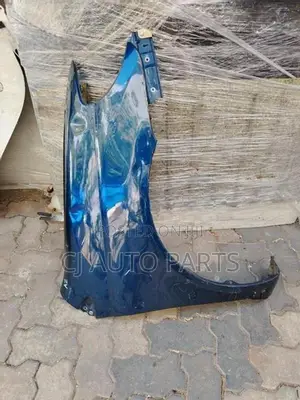 Toyota Platz Fender RHS