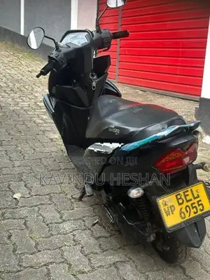 Yamaha RayZR 2016