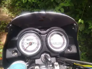 Bajaj Platina 100 2015