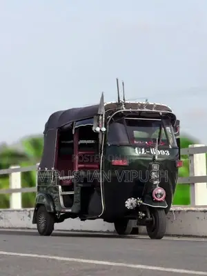 Bajaj RE 2003