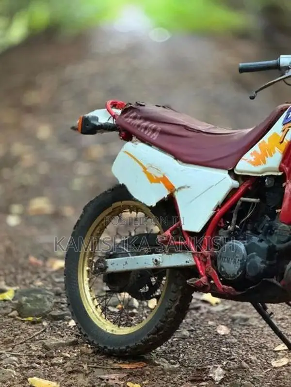 Yamaha DT 87 modle 2002