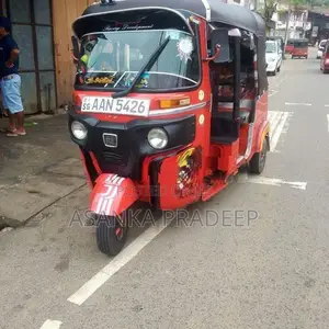 Bajaj RE 2013