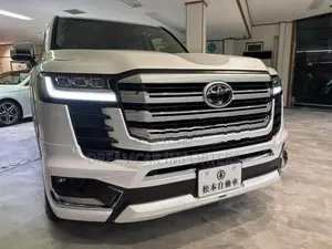 Toyota Land Cruiser Sahara LC300 ZX Diesel 2026