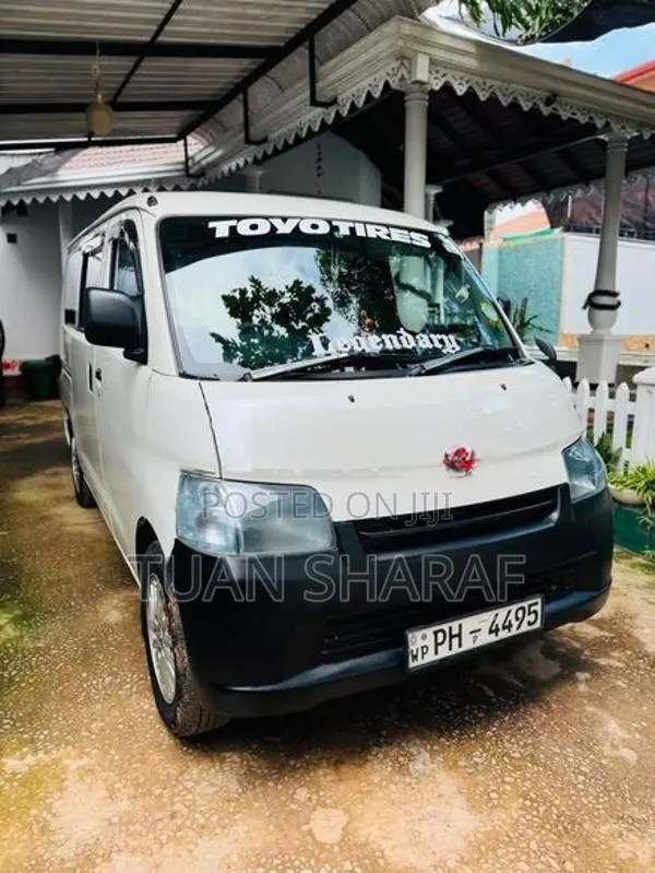 Toyota Liteace 2016