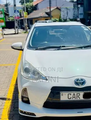 Toyota Aqua 2013