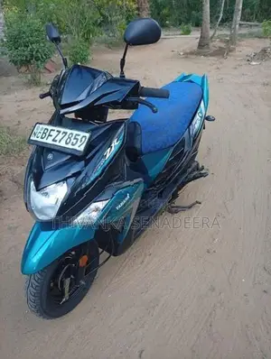 Yamaha RayZR 2018