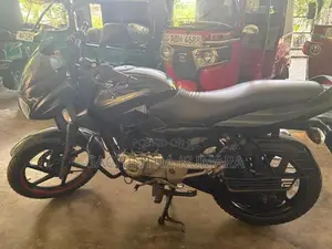 Bajaj Pulsar 150 2015