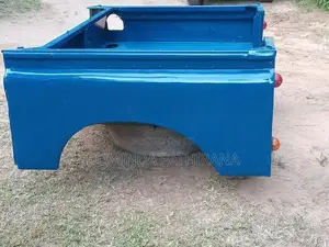 Land Rover Defender Short Wheel Tub