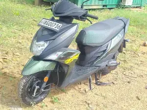 Yamaha Ray ZR 2018