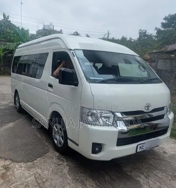 Toyota Hiace 2025