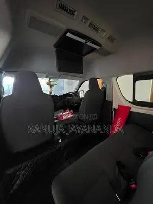 Toyota Hiace 2025