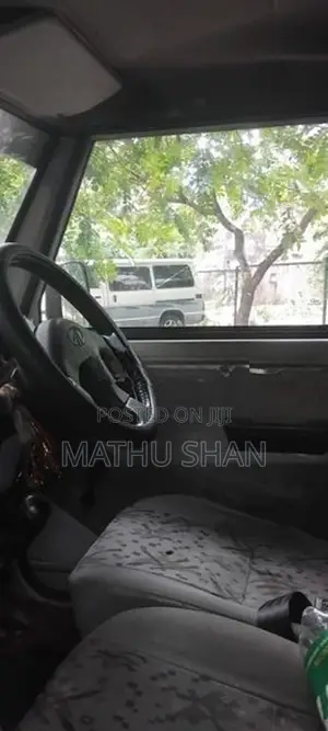 Mahindra Bolero 2007