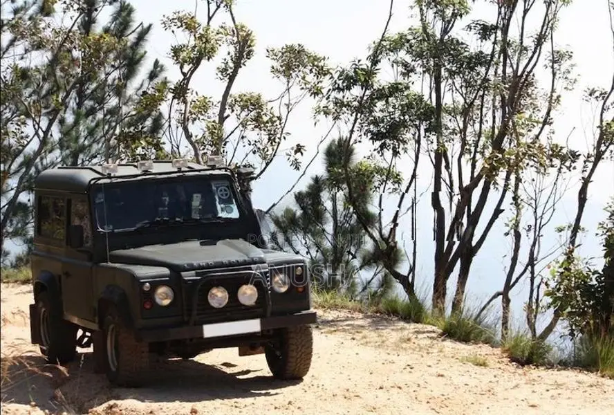 Land Rover Defender 1987