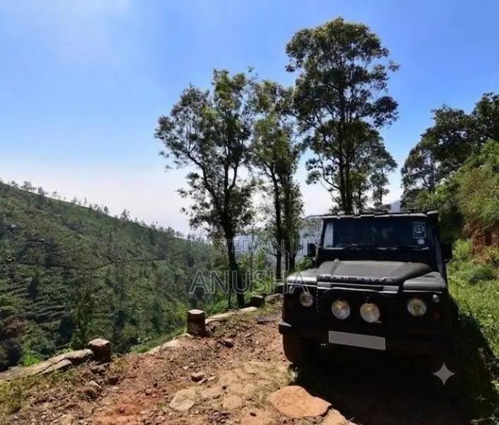 Land Rover Defender 1987