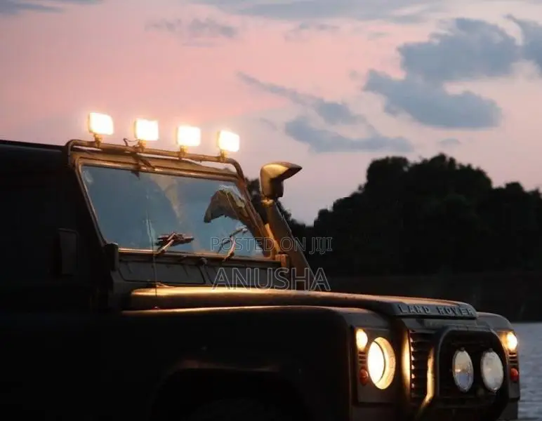 Land Rover Defender 1987