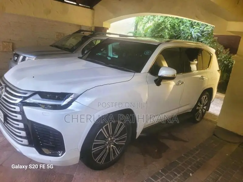 Lexus LX500d 2024