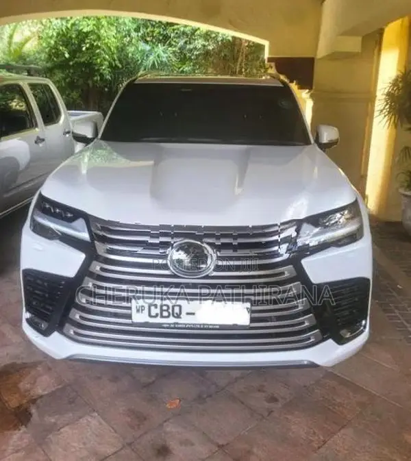 Lexus LX500d 2024