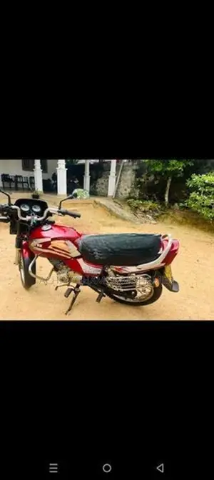 TVS Victor 2005