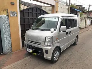 Suzuki Every 2011
