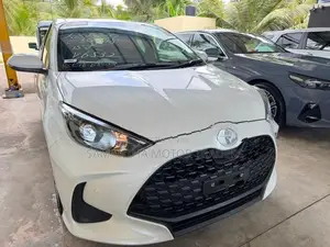 Toyota Yaris X Grade 2025