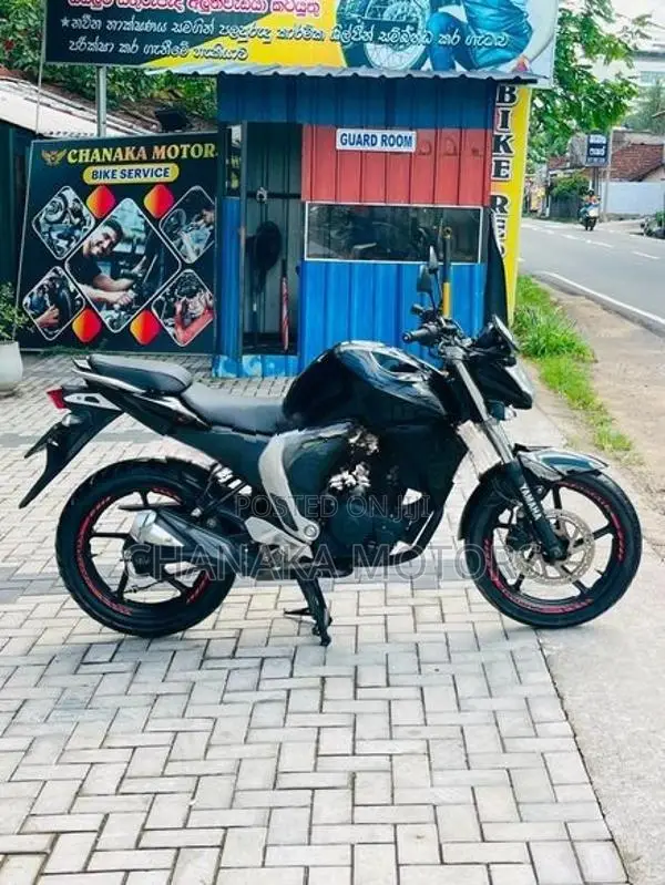 Yamaha FZ V2 2018