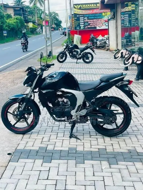 Yamaha FZ V2 2018