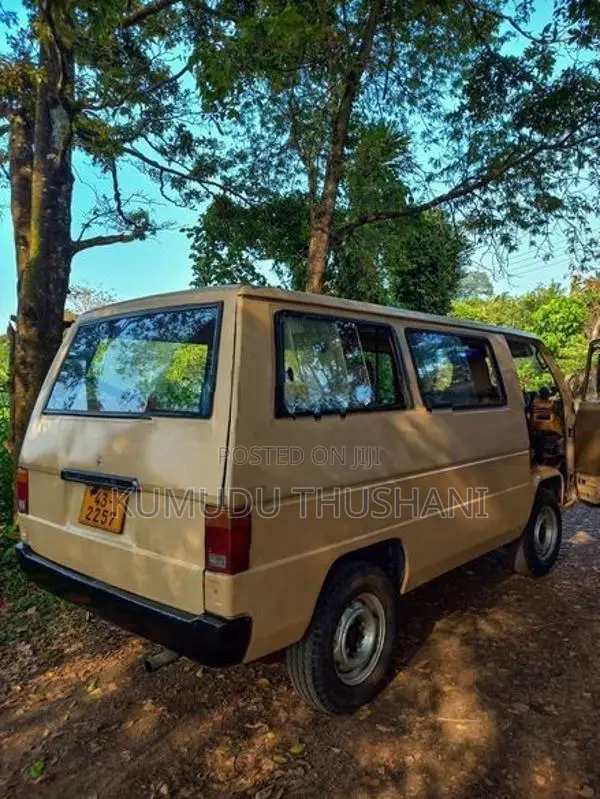 Mitsubishi Delica 1980