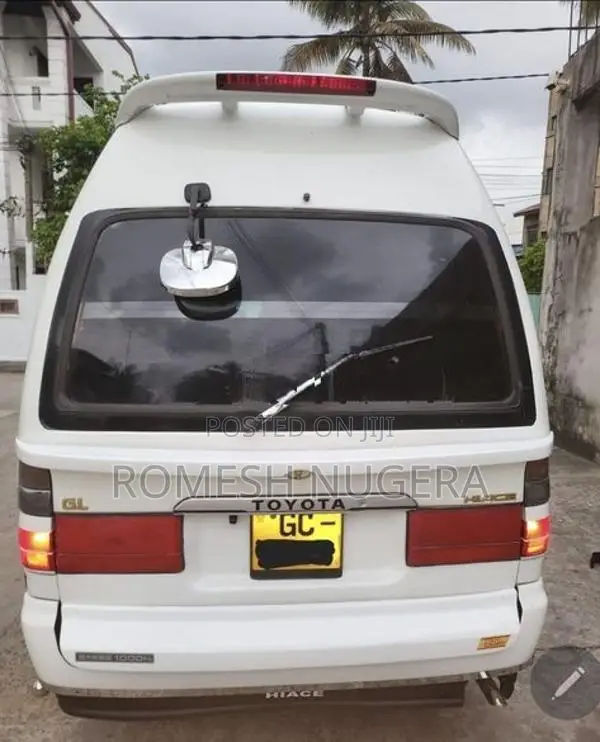 Toyota Hiace LH125 High Roof 1995