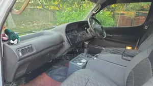 Toyota Hiace LH125 High Roof 1995