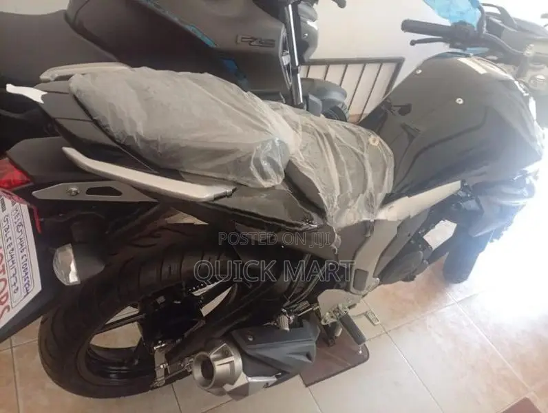 Yamaha FZs V2 2026
