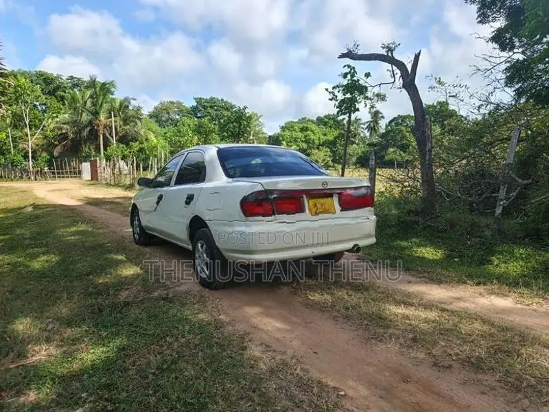 Mazda Familia 1997