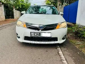 Toyota Axio 2014