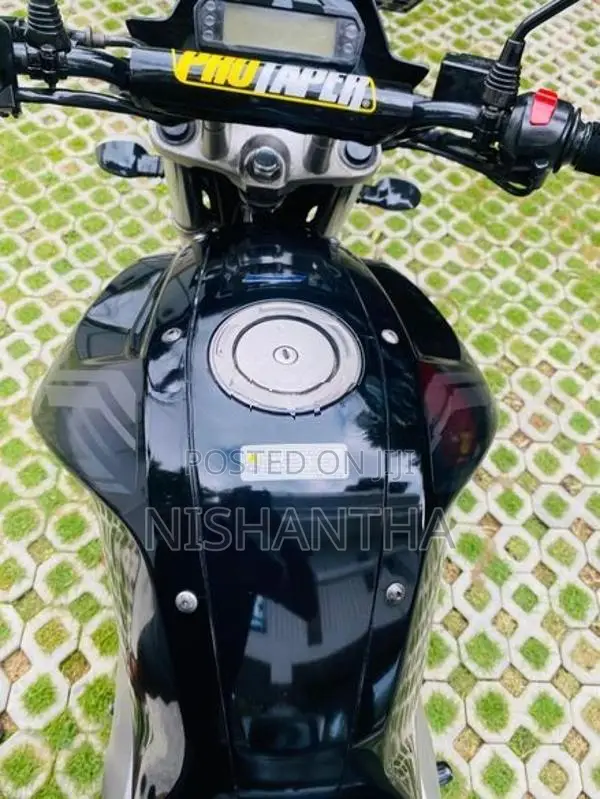 Yamaha FZs V2 2016