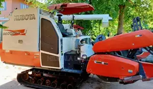 Kubota DC70 Plus Harvester