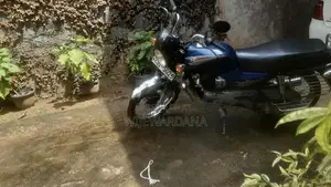 Bajaj Boxer 2005