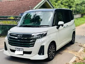 Toyota Roomy Custom GT Turbo 2025