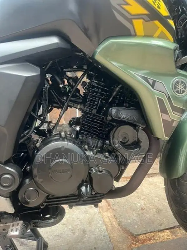 Yamaha FZs V2 2017