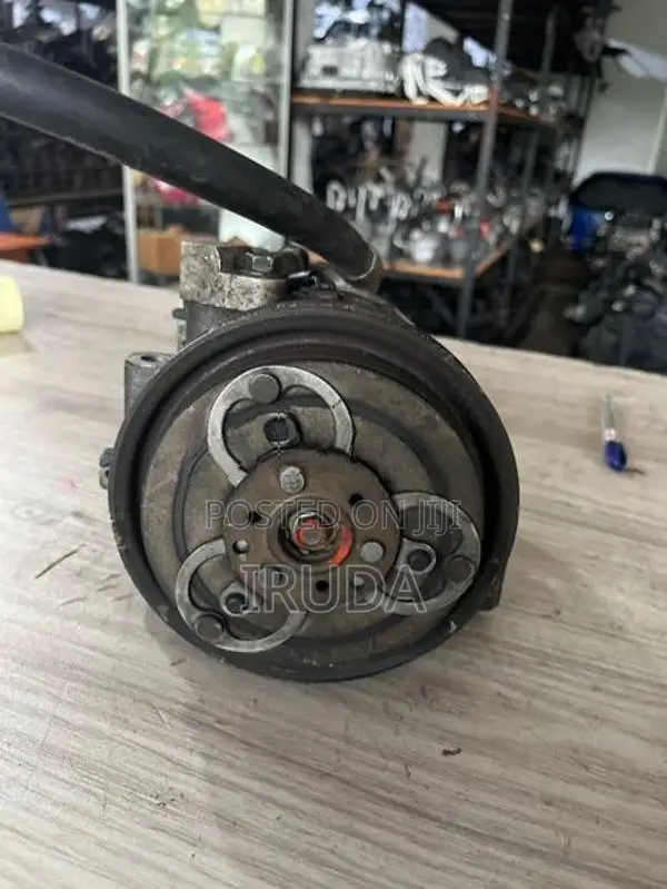Nissan FB14 A/C Compressor