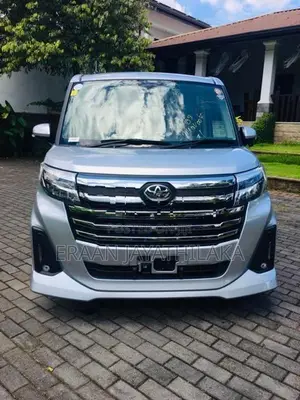 Toyota Roomy Custom G 2024