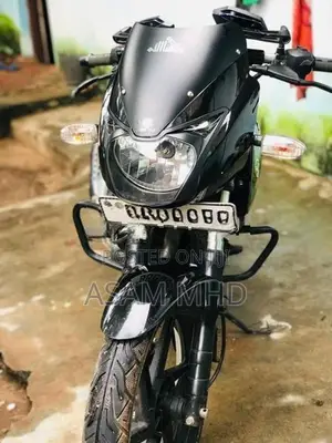 Bajaj Pulsar 180 2010
