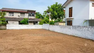 Exclusive 10 Perch Land for Sale in Pelawatte, Battaramulla [P397]