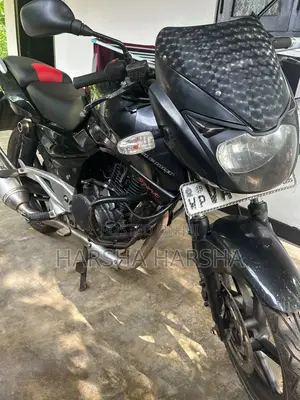 Bajaj Pulsar RS200 2011 Black