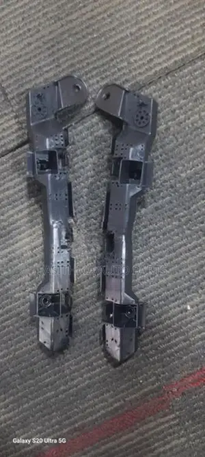 Vezel Front Bumper Retainer (2024)