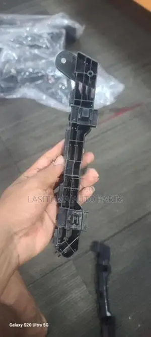 Vezel Front Bumper Retainer (2024)